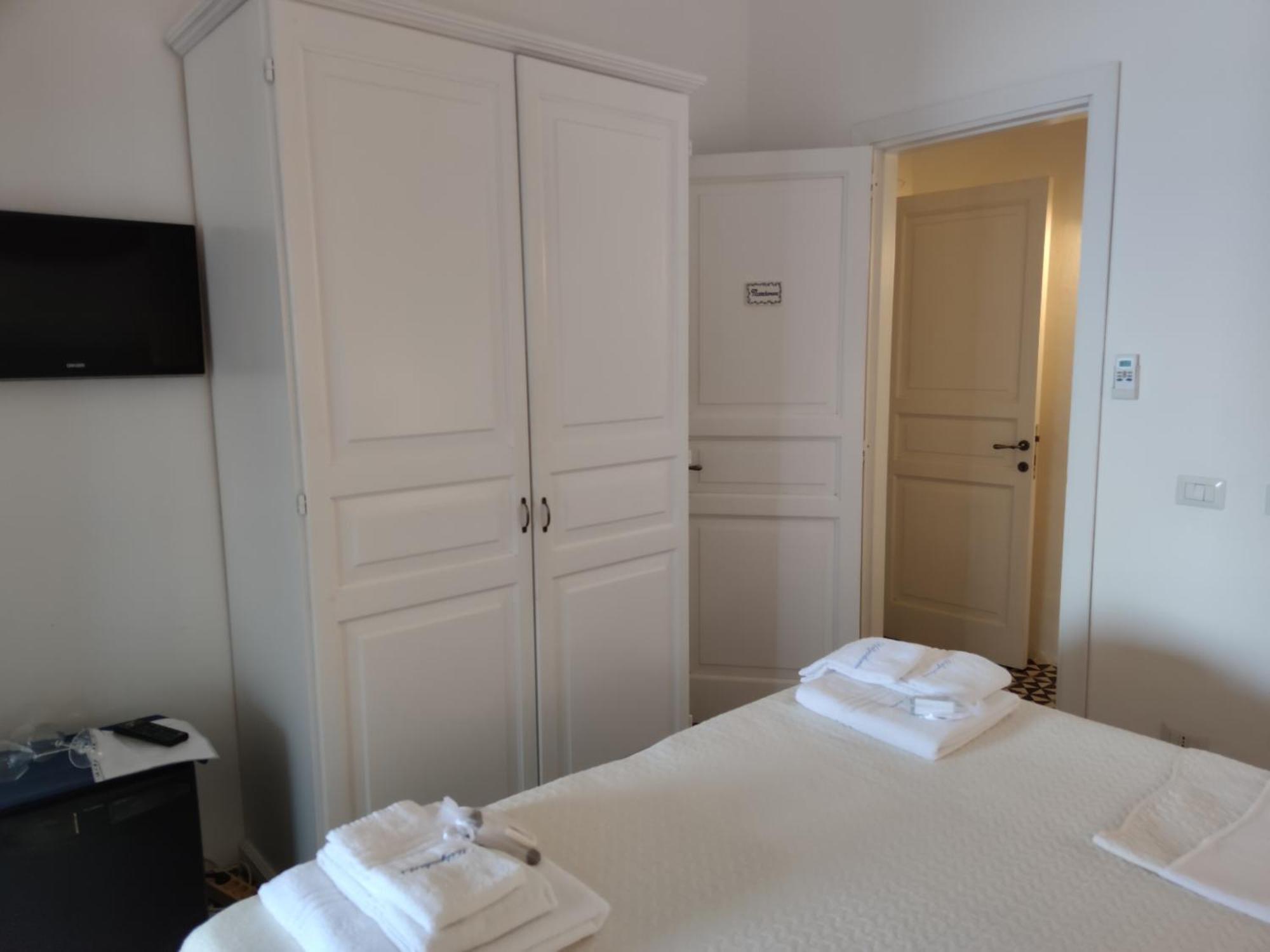 Halgoduria Hotell Santa Marina Salina Rom bilde